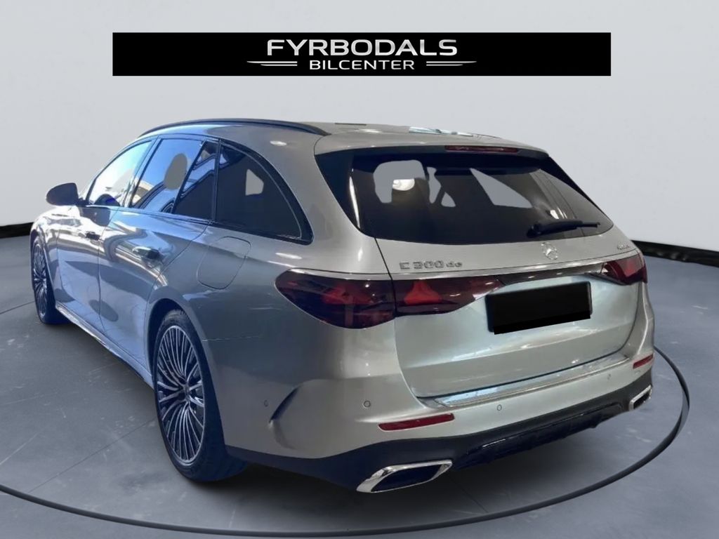 Mercedes-Benz E 300 2025