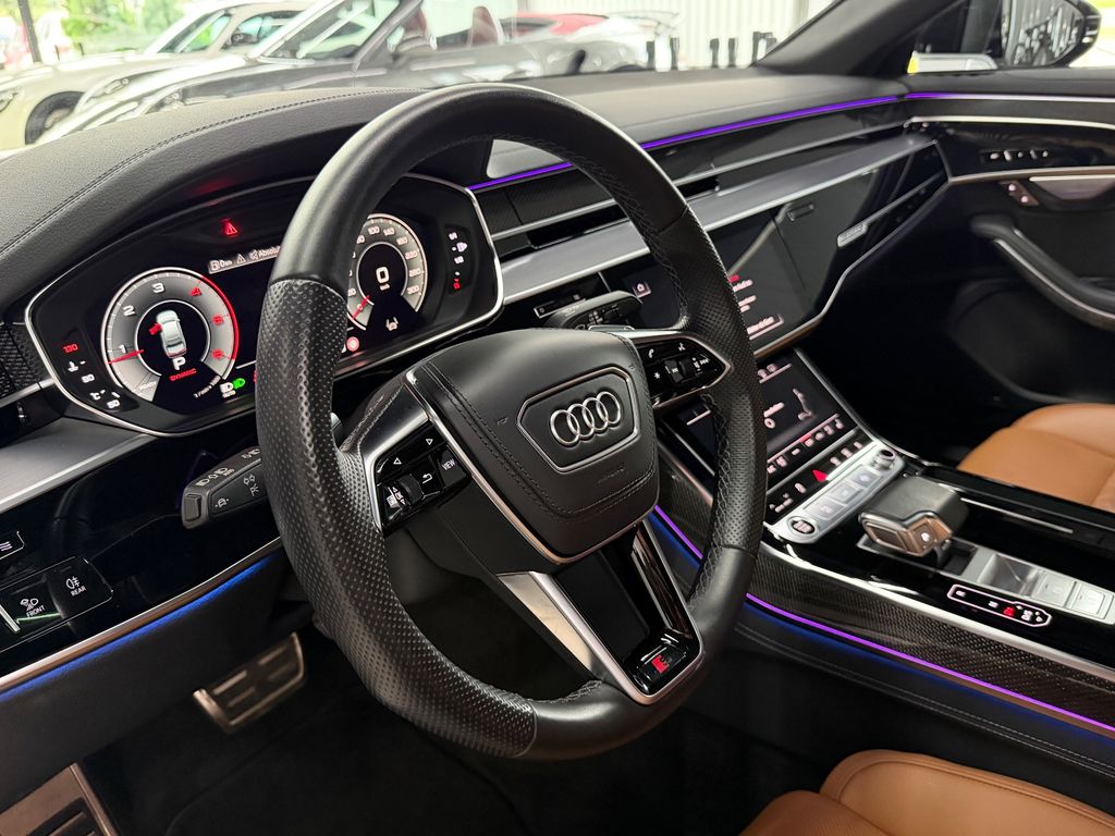 Audi A8 2023