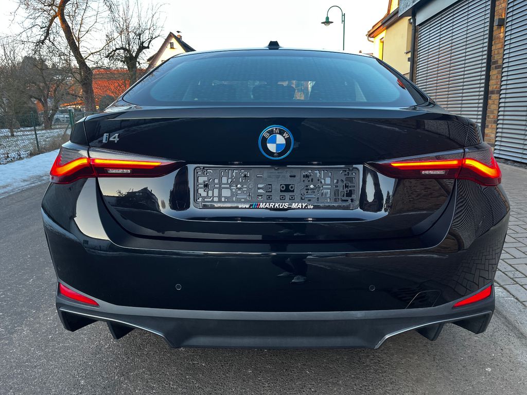 BMW i4 2023