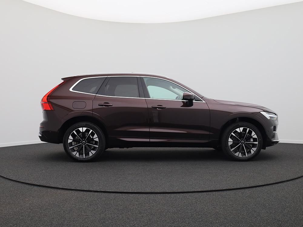 Volvo XC60 2025