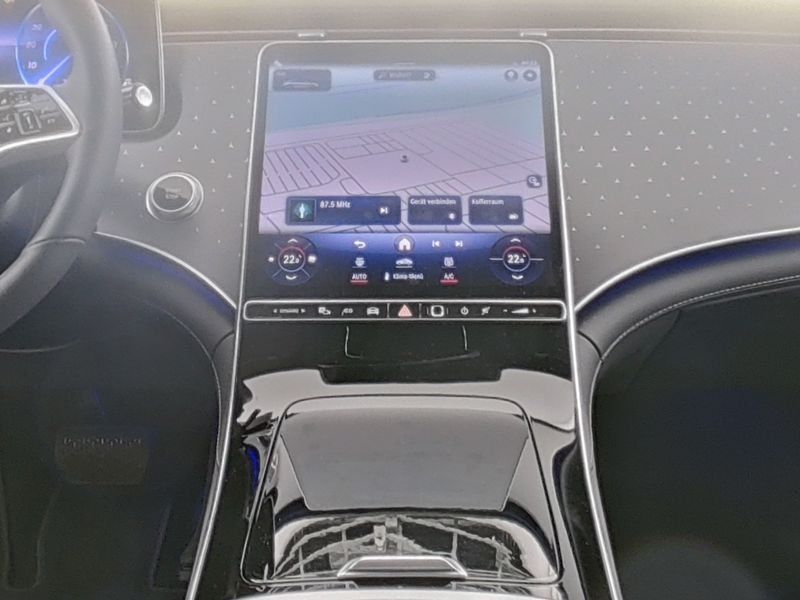 Mercedes-Benz EQE 2024