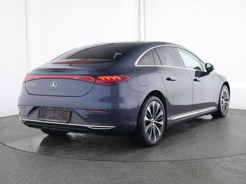 Mercedes-Benz EQE 2024