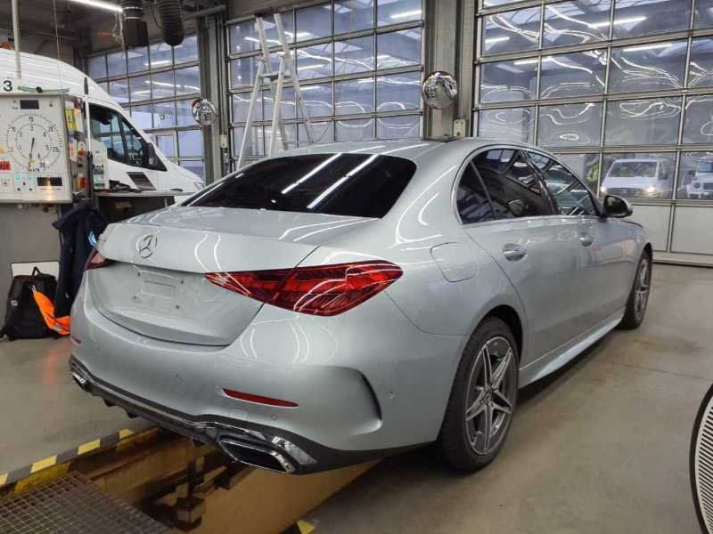 Mercedes-Benz C 300 2024