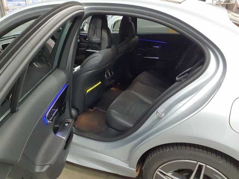 Mercedes-Benz C 300 2024