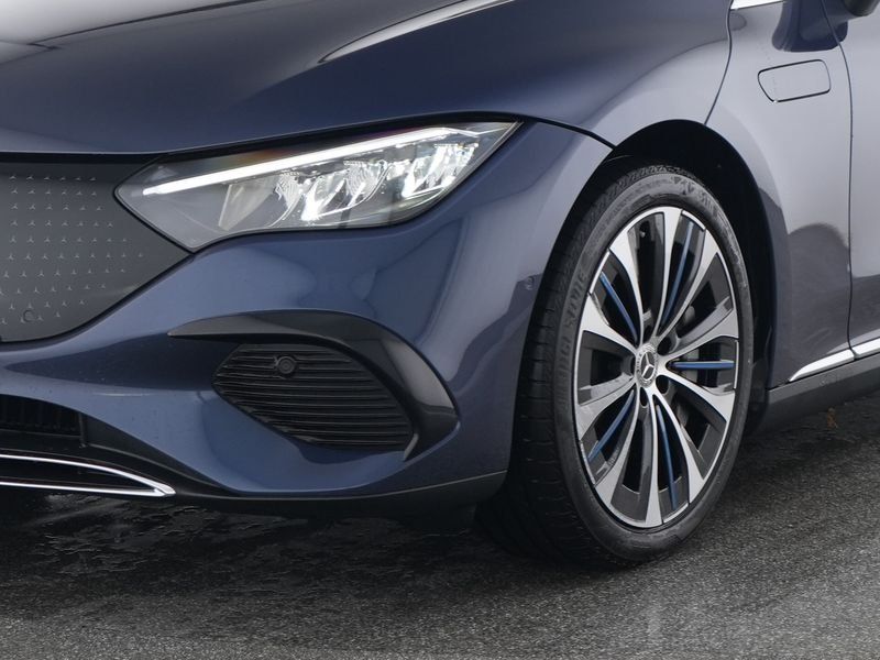 Mercedes-Benz EQE 2024