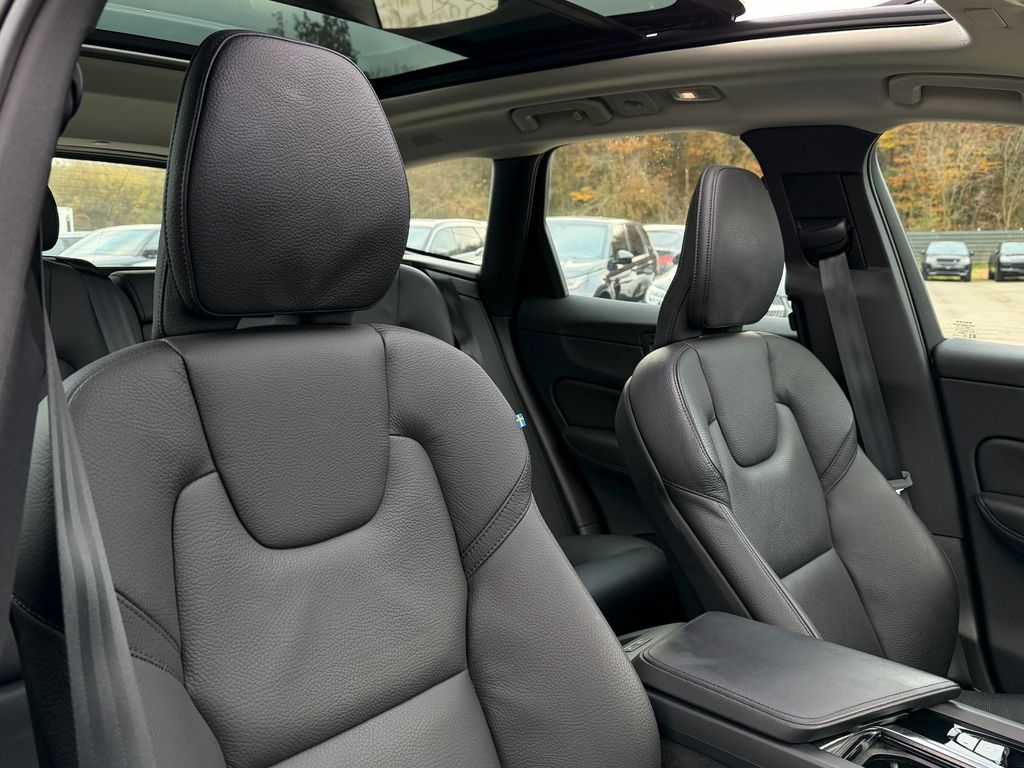 Volvo XC60 2023