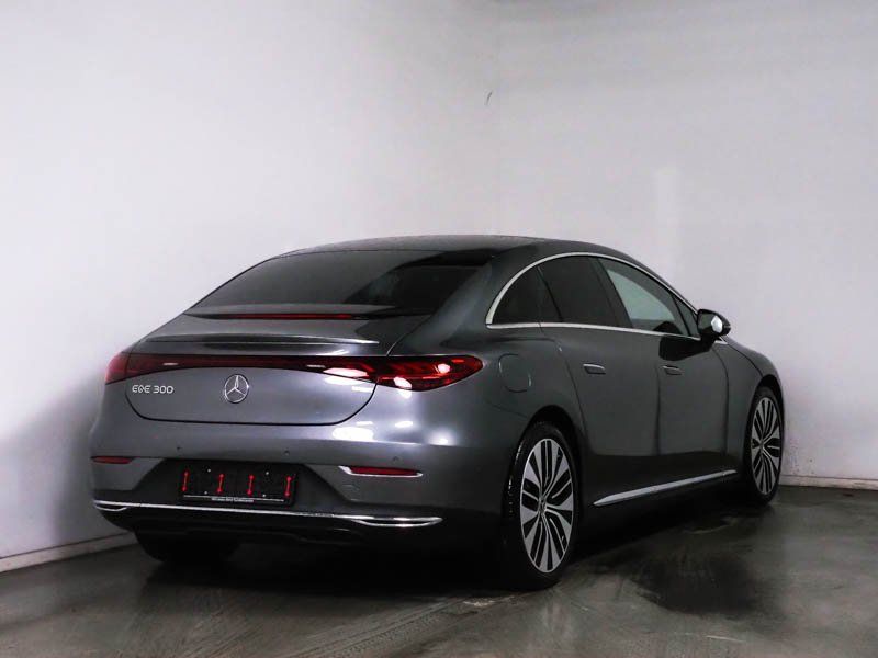 Mercedes-Benz EQE 2024