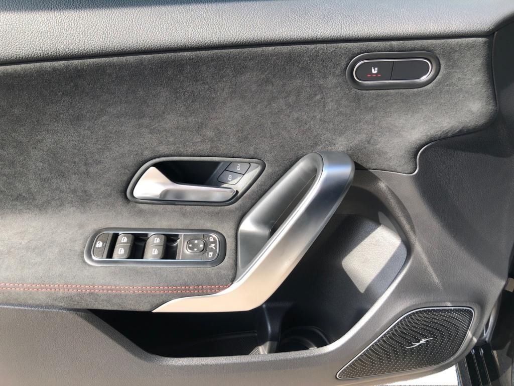 Mercedes-Benz A 220 2024