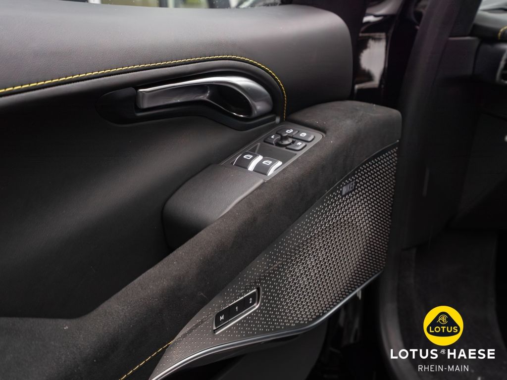 Lotus Emira