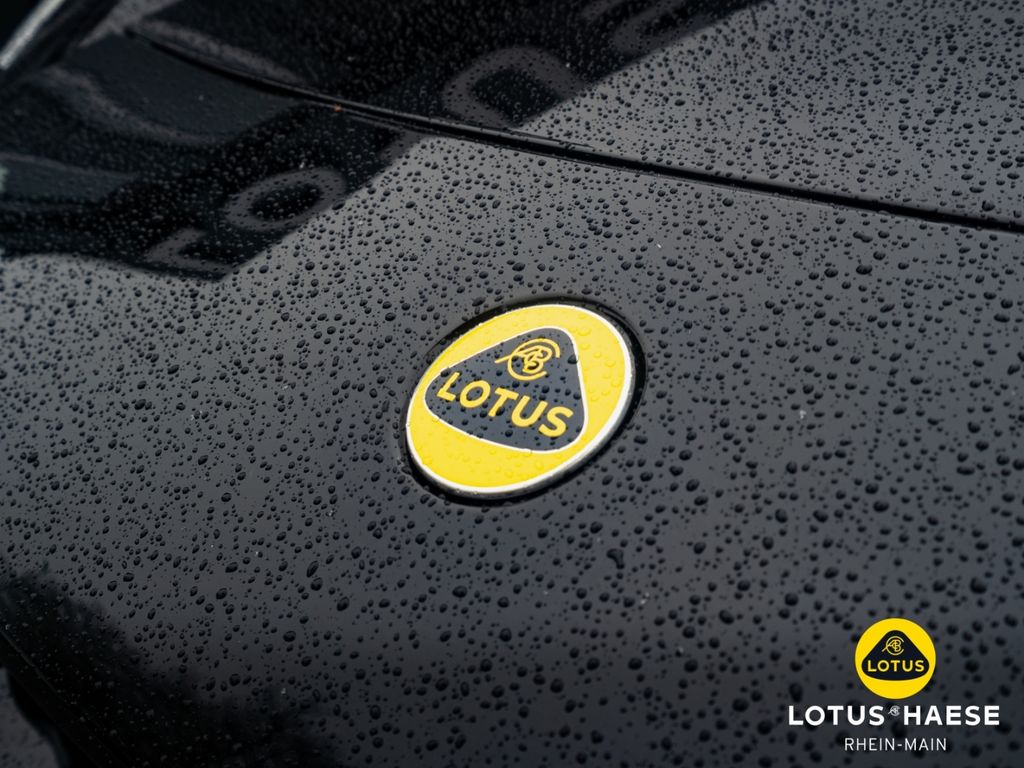 Lotus Emira