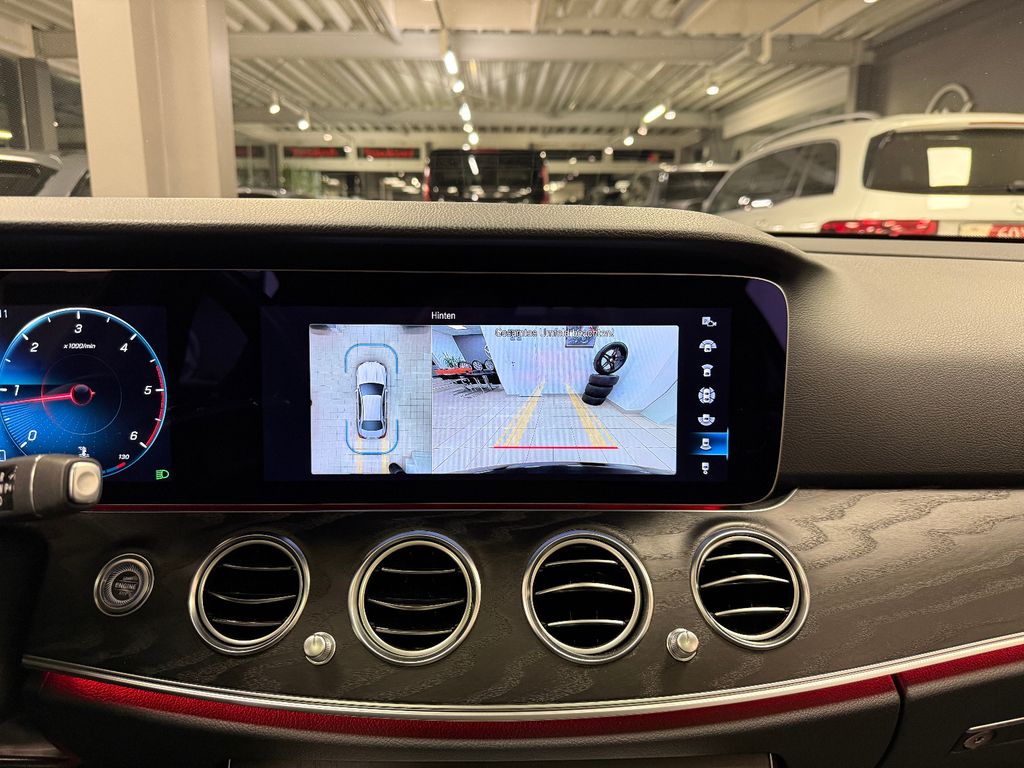 Mercedes-Benz E 220 2022