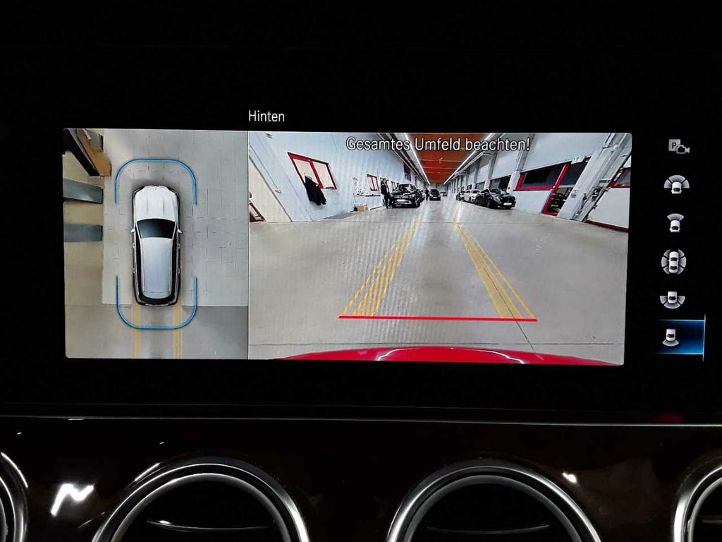 Mercedes-Benz E 300 2022