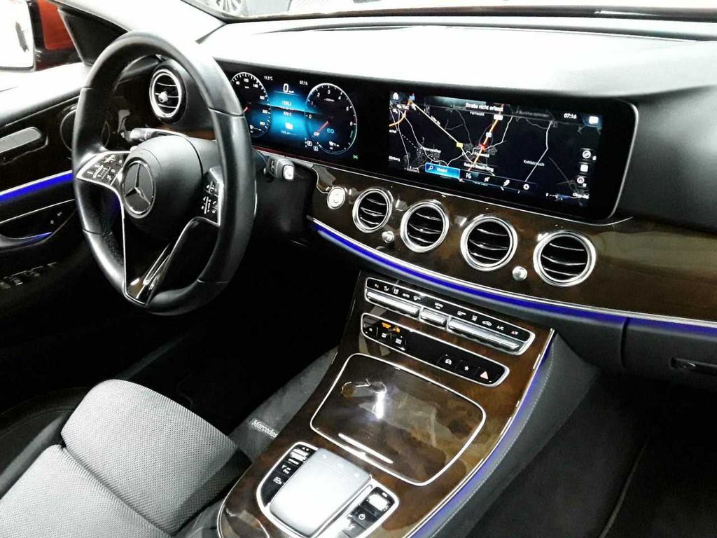 Mercedes-Benz E 300 2022