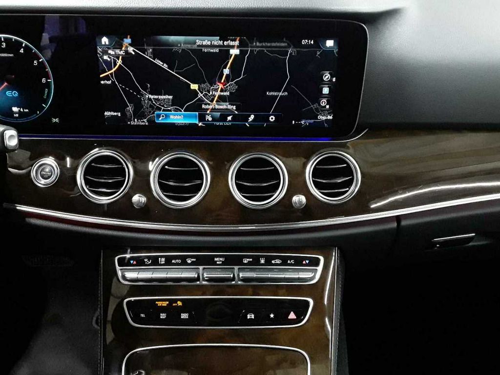 Mercedes-Benz E 300 2022