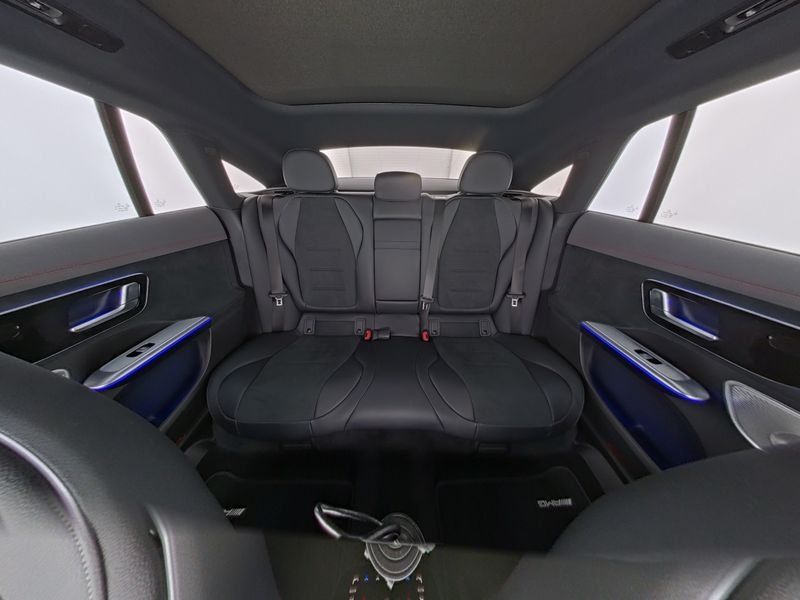 Mercedes-Benz EQE 2024