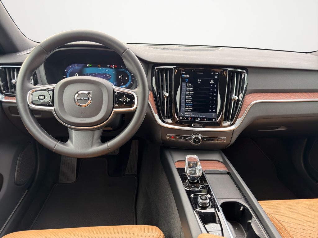 Volvo V60 2022