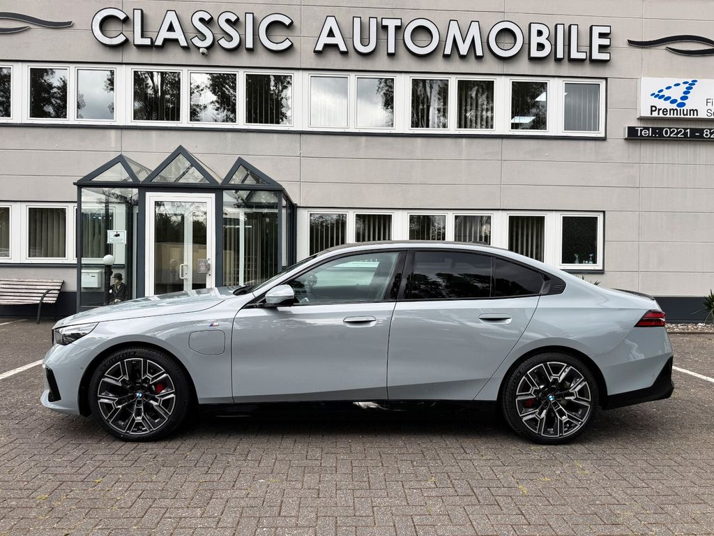 BMW 530 2025
