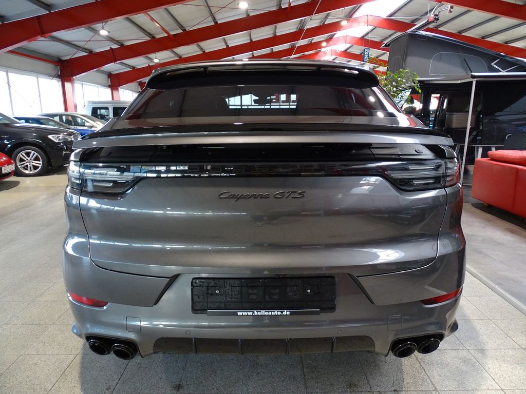 Porsche Cayenne 2021