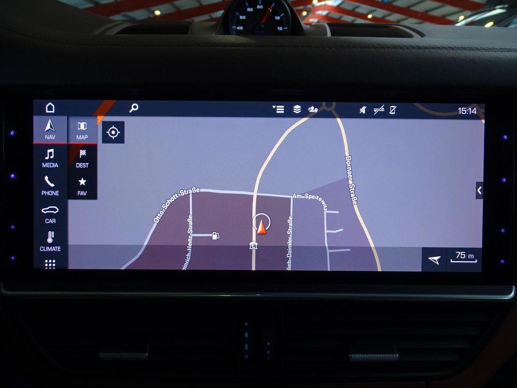 Porsche Cayenne 2021