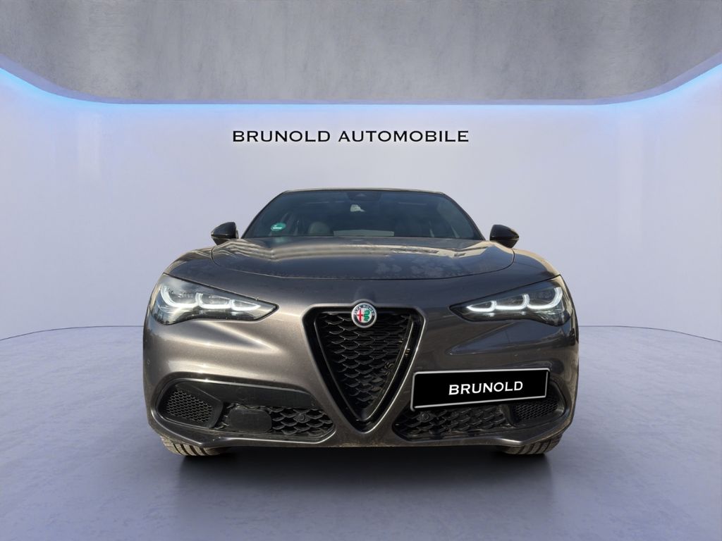 Alfa Romeo Stelvio 2023