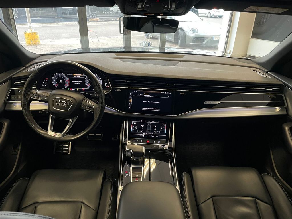 Audi Q8 2022
