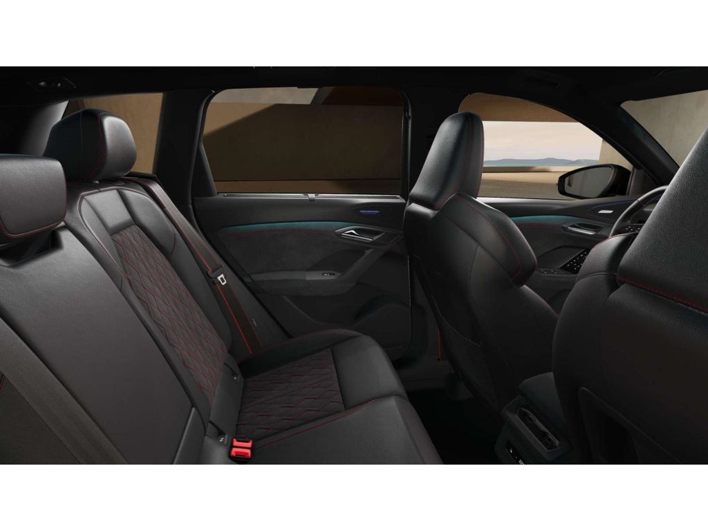 Audi SQ6 e-tron 2025