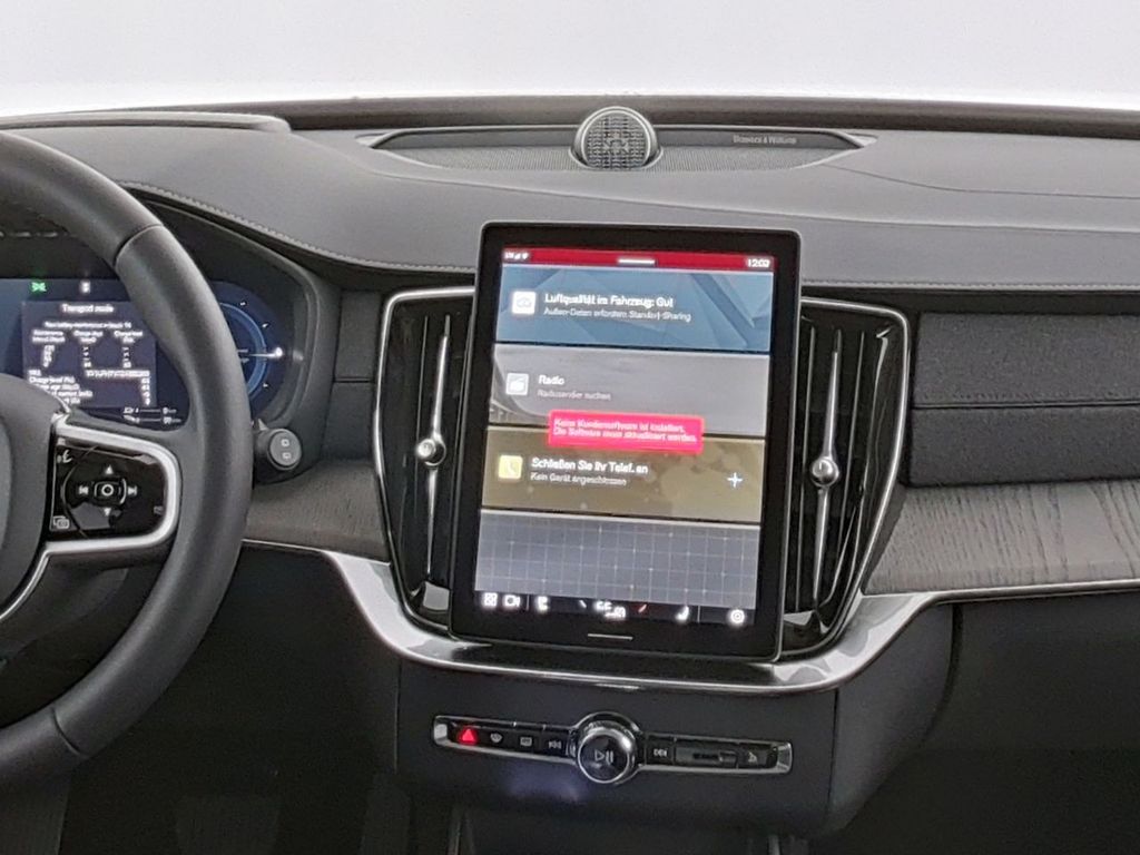 Volvo XC90 2025
