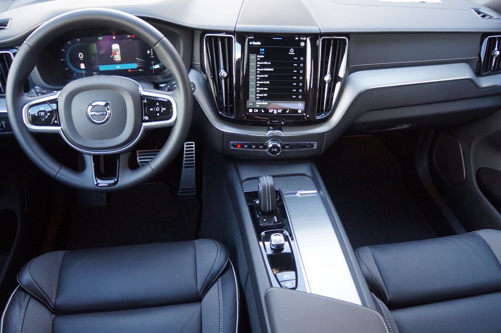 Volvo XC60 2022