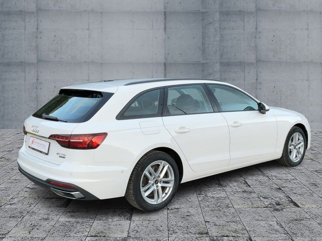 Audi A4 2022