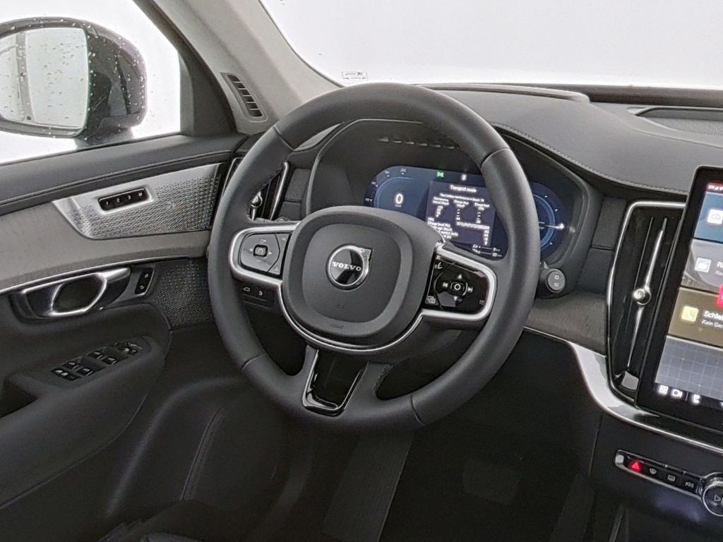 Volvo XC90 2025