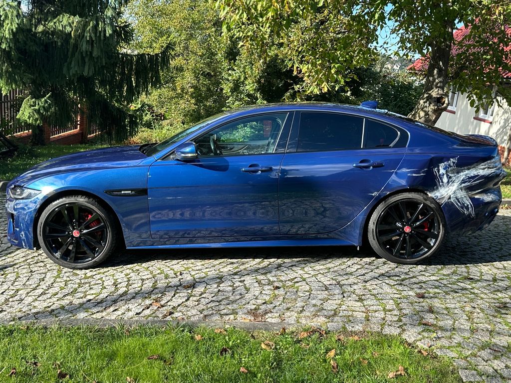 Jaguar XE 2022