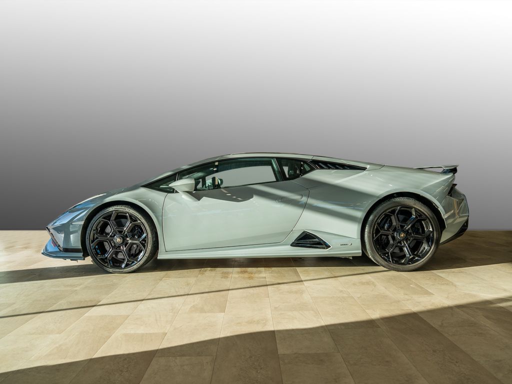 Lamborghini Huracán 2024