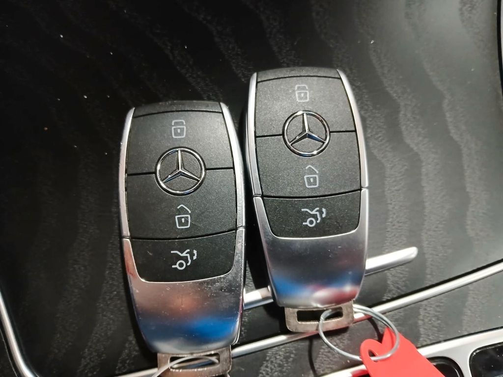 Mercedes-Benz C 300 2020