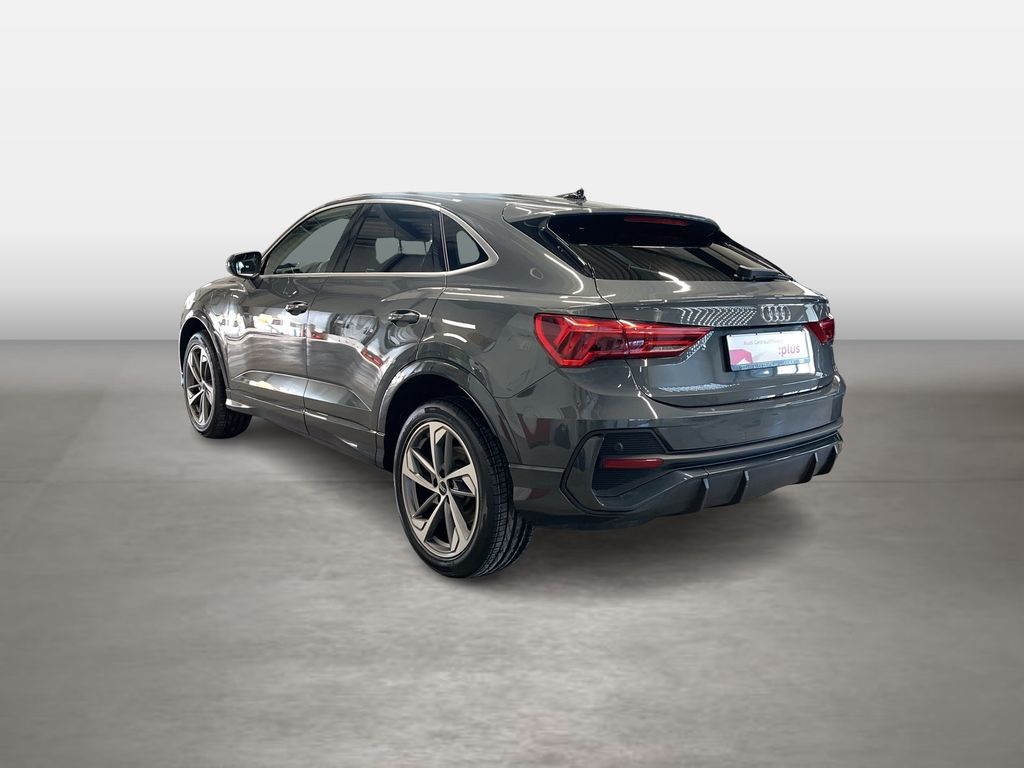 Audi Q3 2021