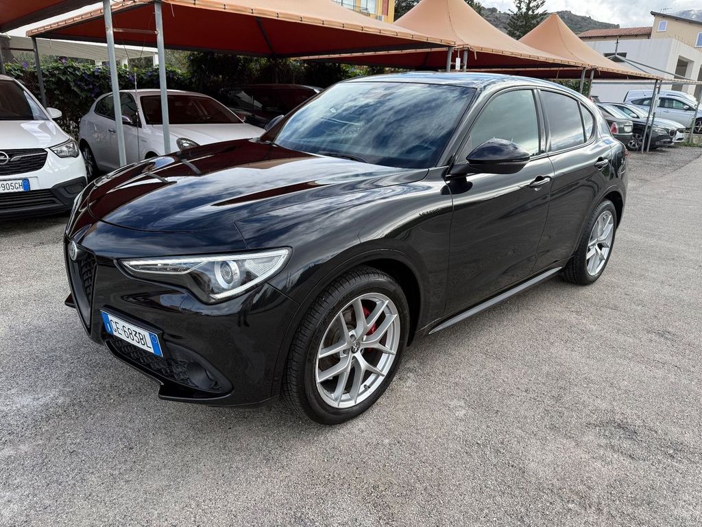 Alfa Romeo Stelvio 2021