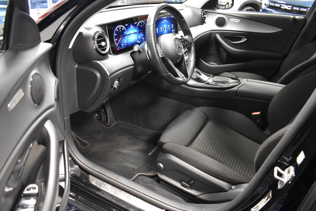 Mercedes-Benz E 300 2022