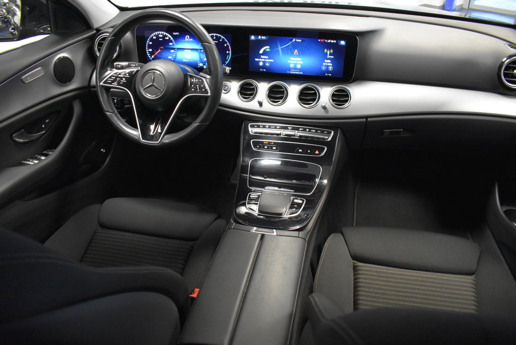 Mercedes-Benz E 300 2022