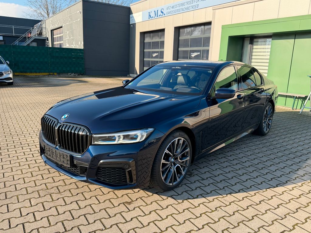 BMW 740 2021