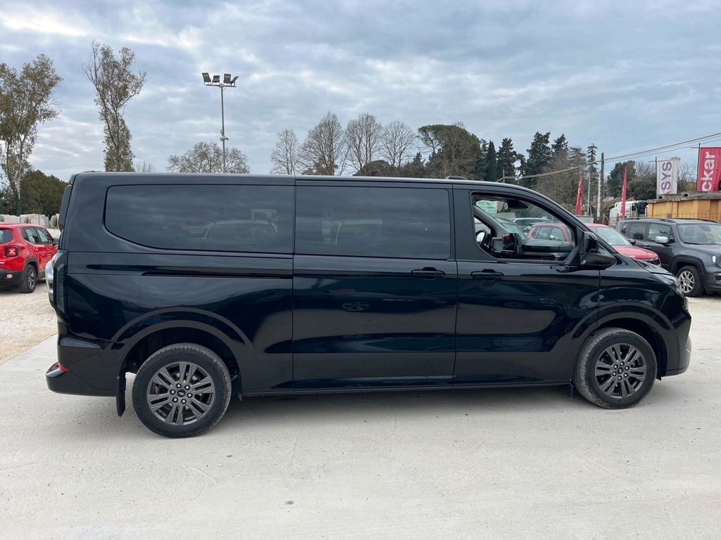 Ford Tourneo Custom 2024