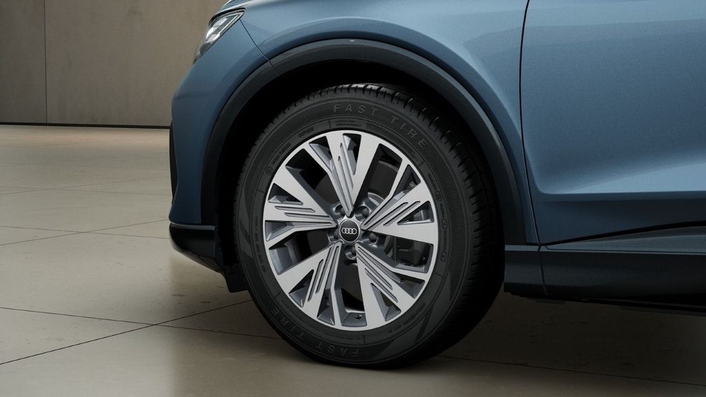 Audi Q4 e-tron 2024