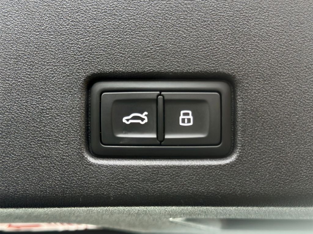 Audi Q4 e-tron 2021