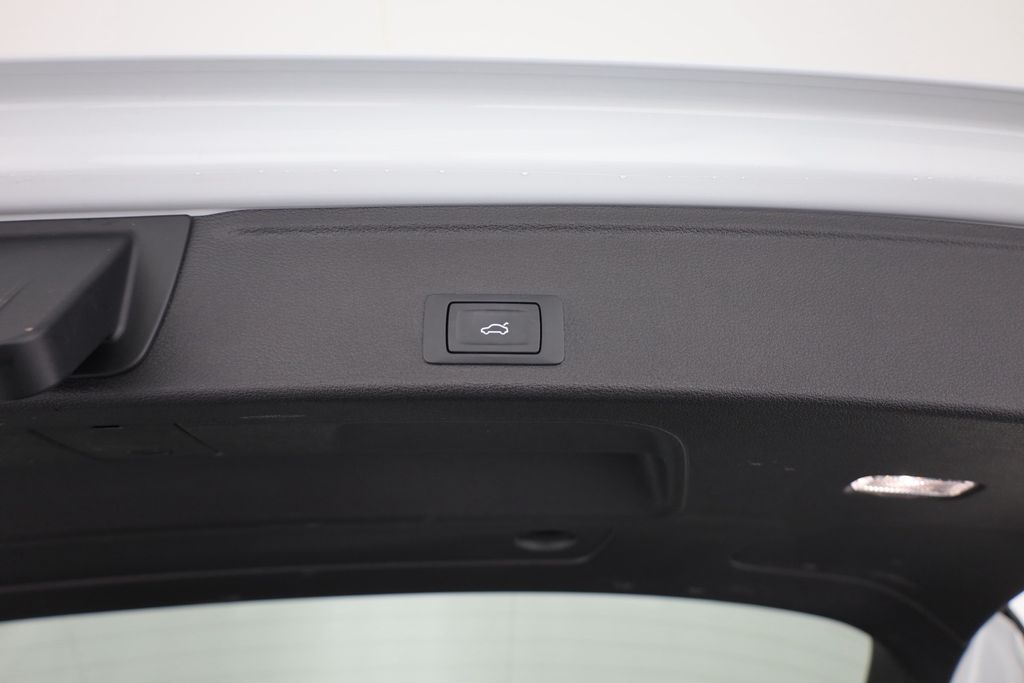 Audi A4 2024