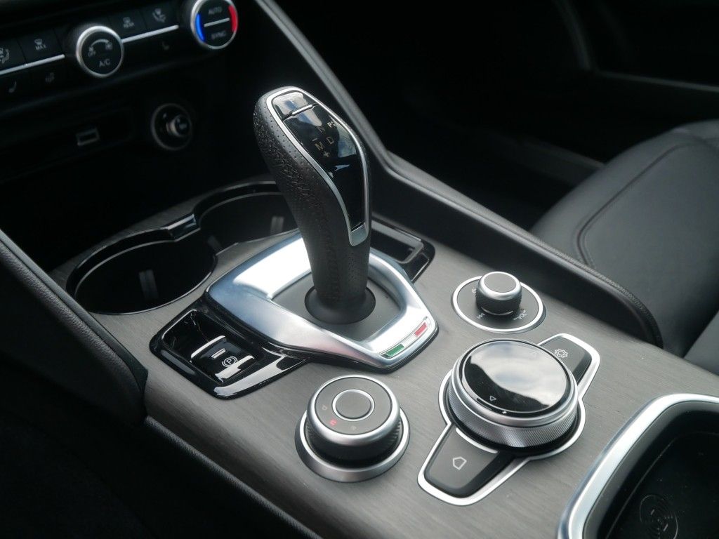 Alfa Romeo Giulia 2023