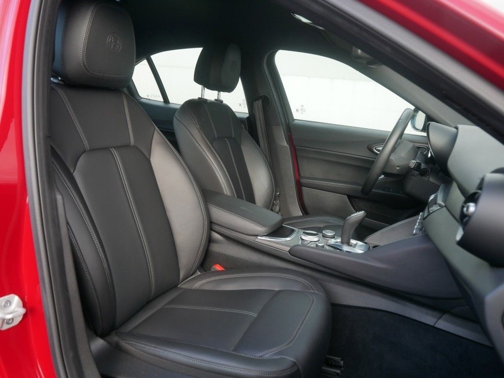 Alfa Romeo Giulia 2023