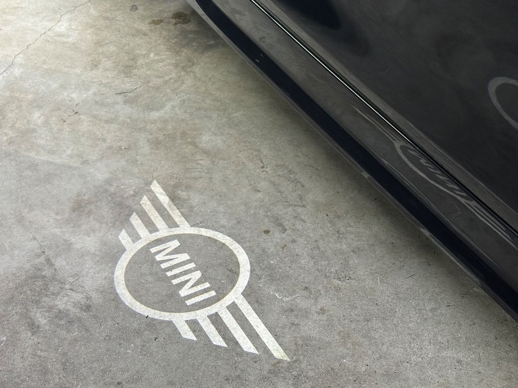 MINI Cooper Cabrio 2025