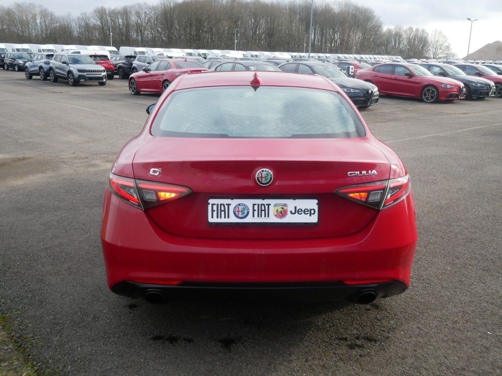 Alfa Romeo Giulia 2023