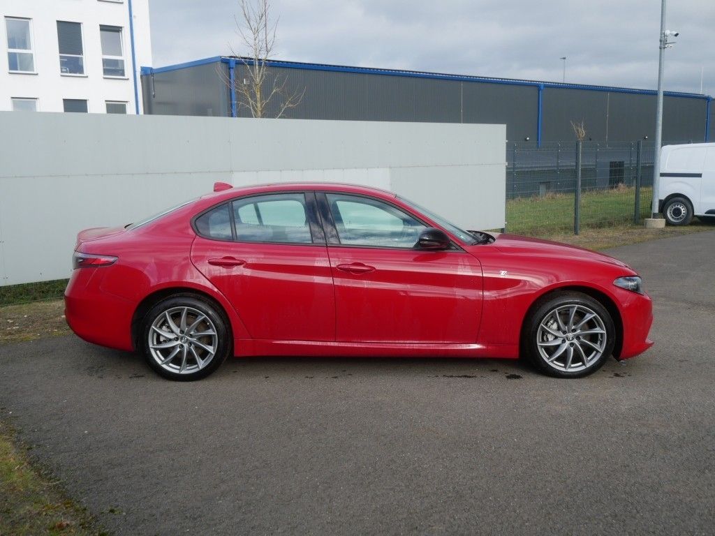 Alfa Romeo Giulia 2023
