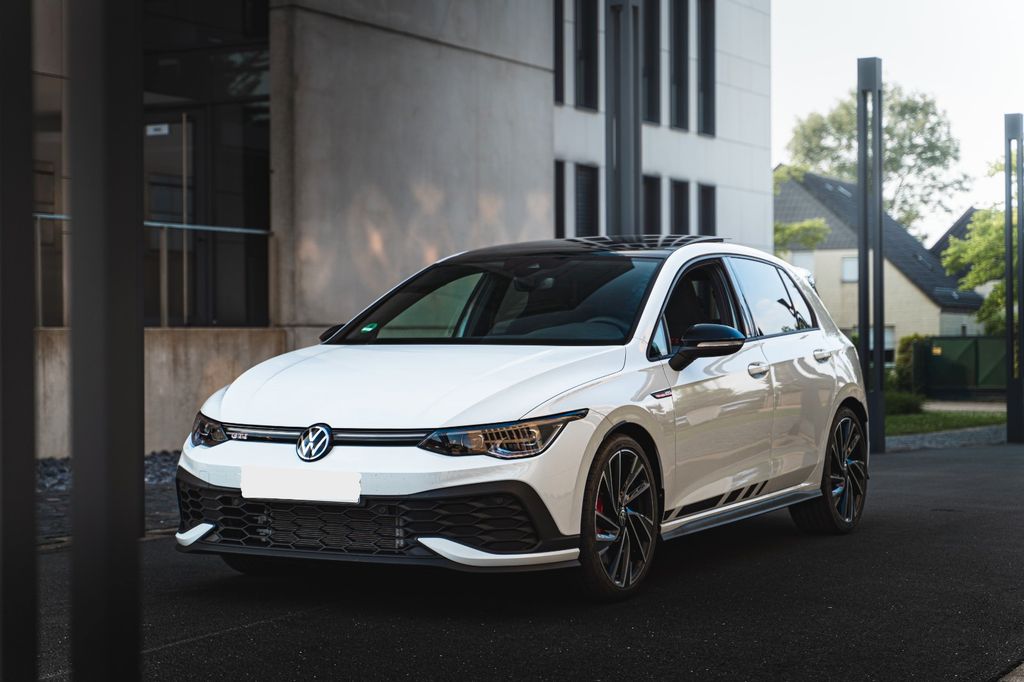 Volkswagen Golf 2024