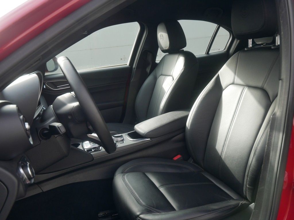 Alfa Romeo Giulia 2023