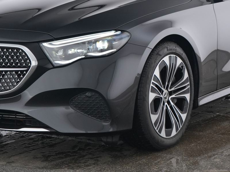 Mercedes-Benz E 200 2025